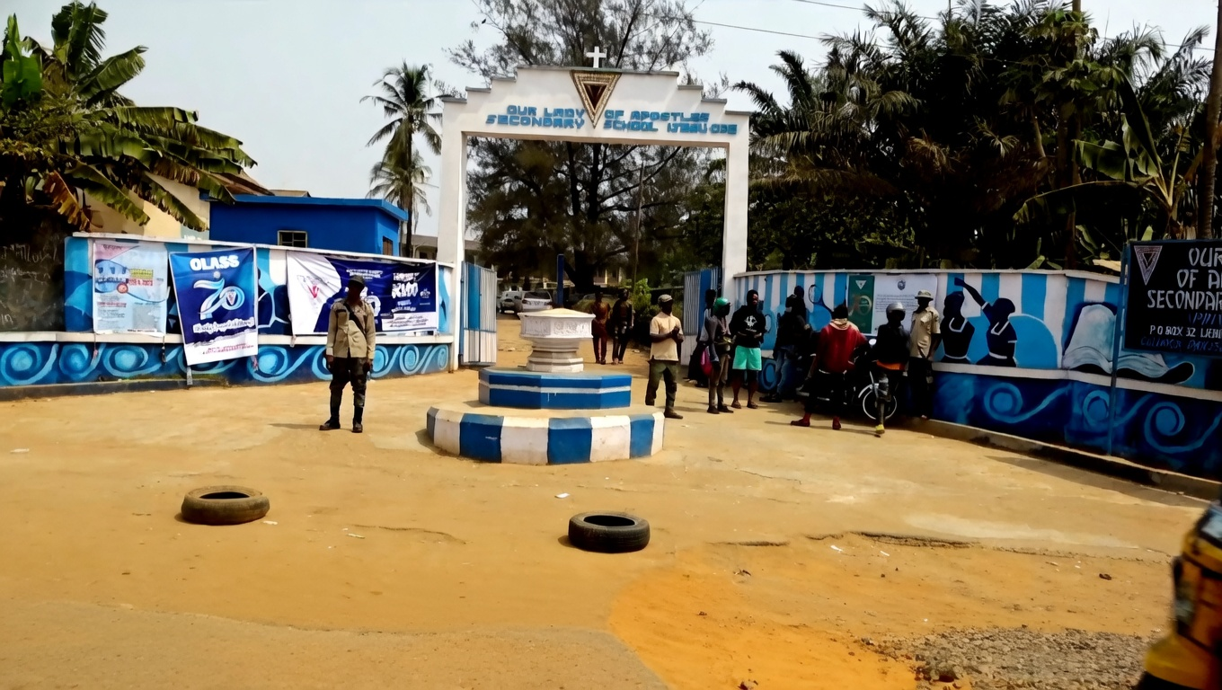 Environmental Officials Visit Ogun School Over Suspected Chemical Leak