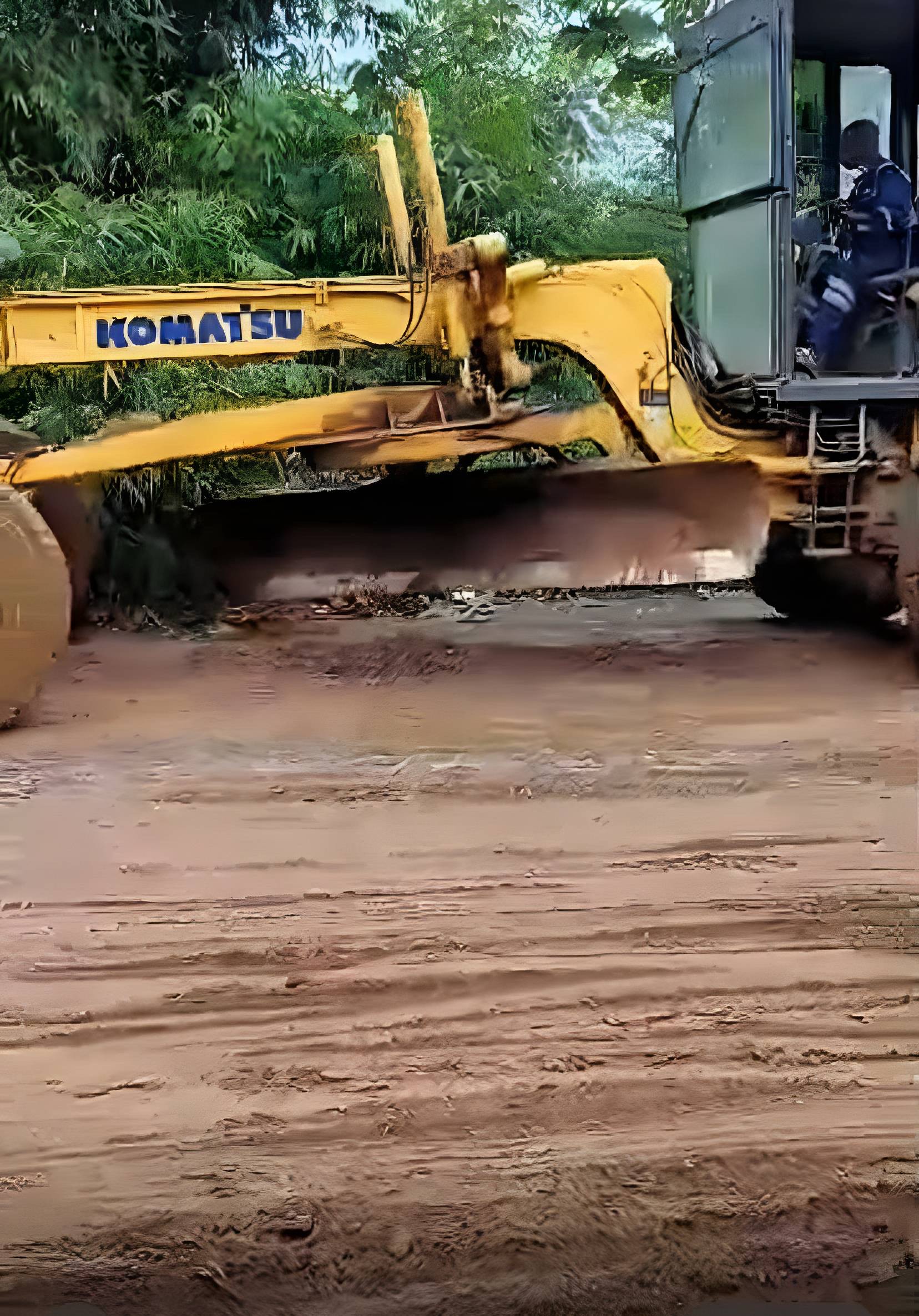 Orimolusi Begins Palliative Repairs on Failed Roads in Ijebu Igbo